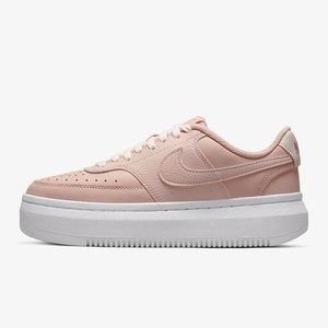 Women’s nike court vision alta size 6.5